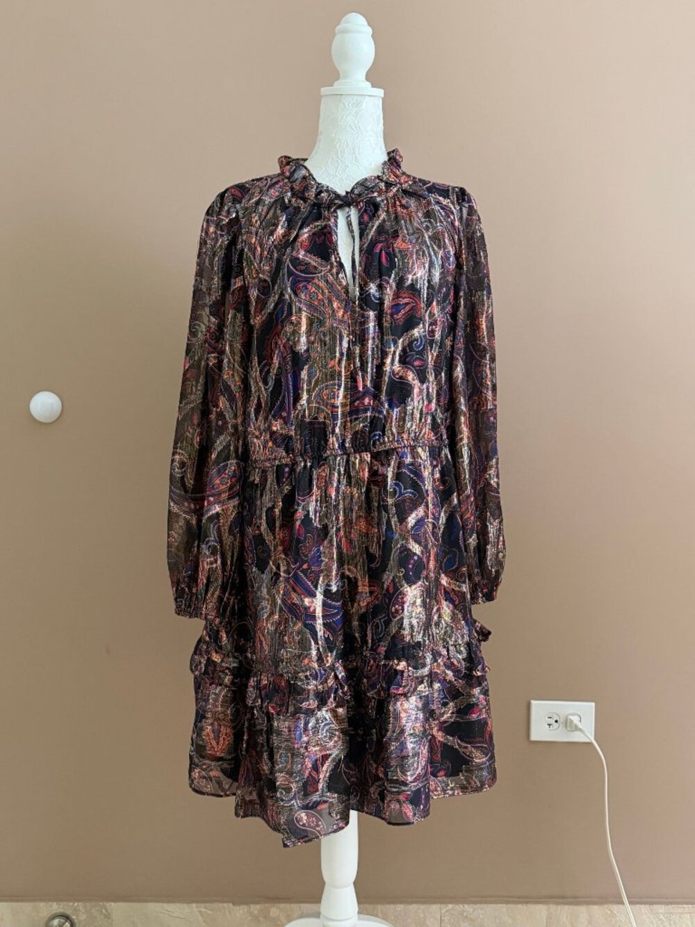Vince Camuto chiffon dress Size 16